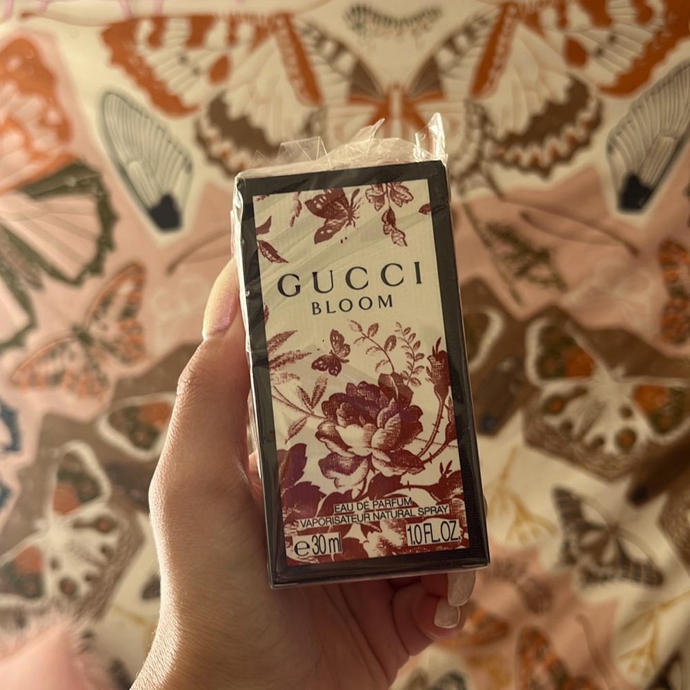 Gucci bloom 1 oz brand new in box never been used